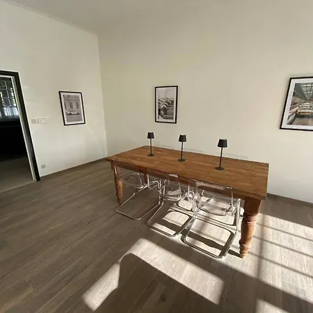 Vakantiehuis Spacious House In The Historic Center Of *